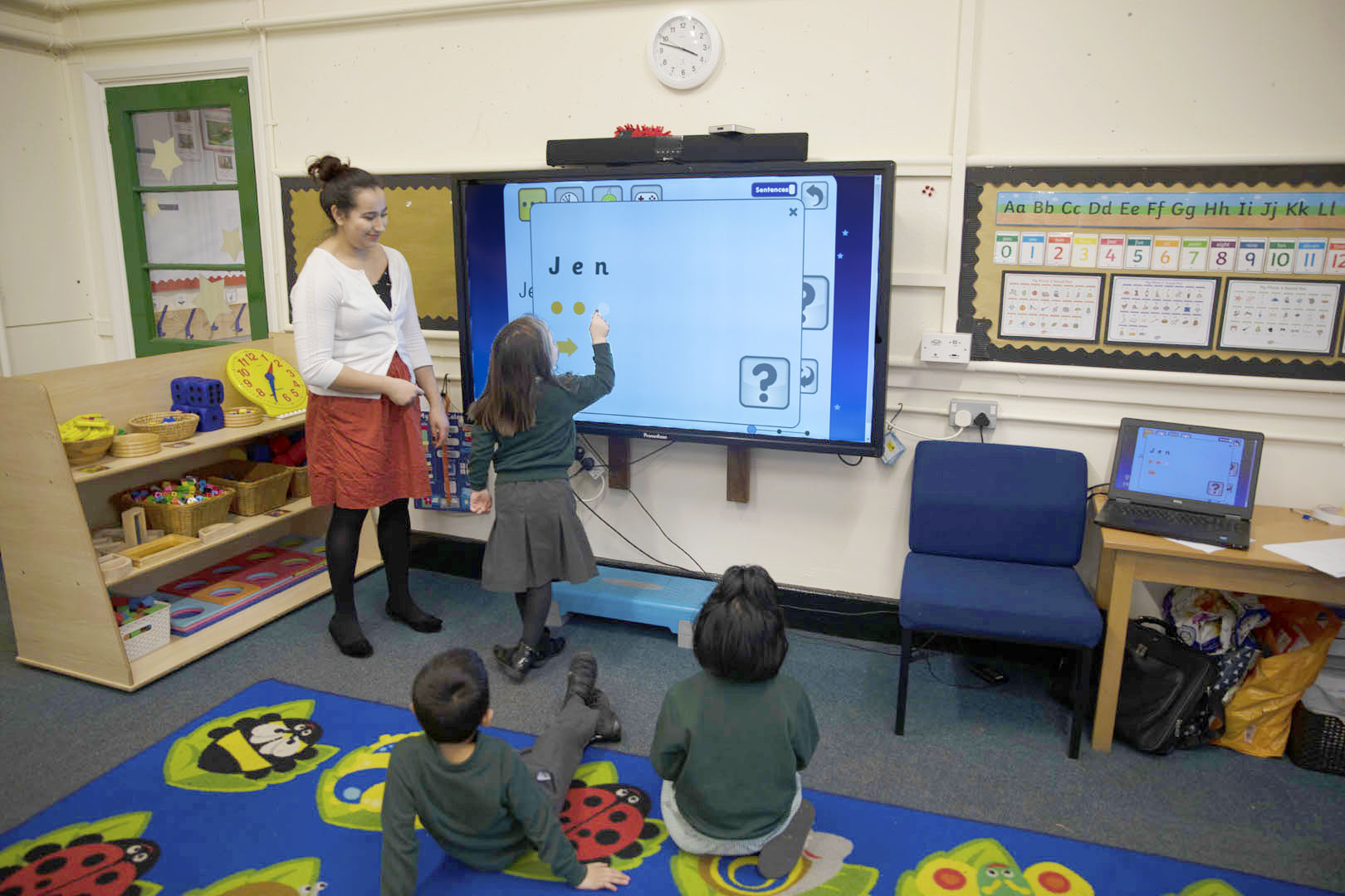 Phonics Lessons – reading sentences together in class.